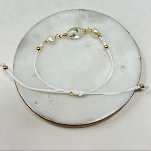 NEW 14k Gold Plated Floral Murano Bead & Mother of Pearl White Handmade Bracelet